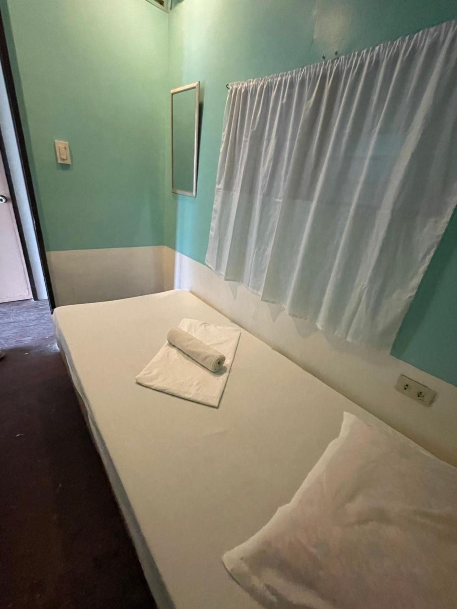 Austrias Guest House El Nido Eksteriør bilde
